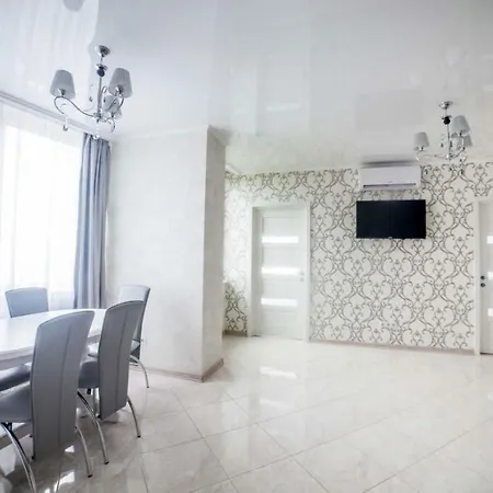 Lanjeron Apartment Odesa